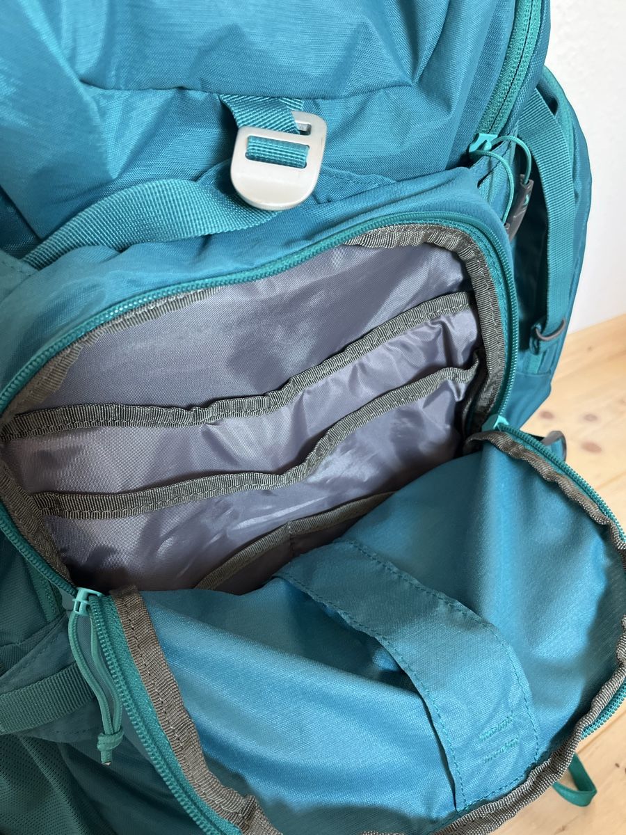 Zaini: Kelty Redwing 40W Hiking Backpack - Teal - Excellent! – Usato da Erschwil venduto da Nickbelane 5