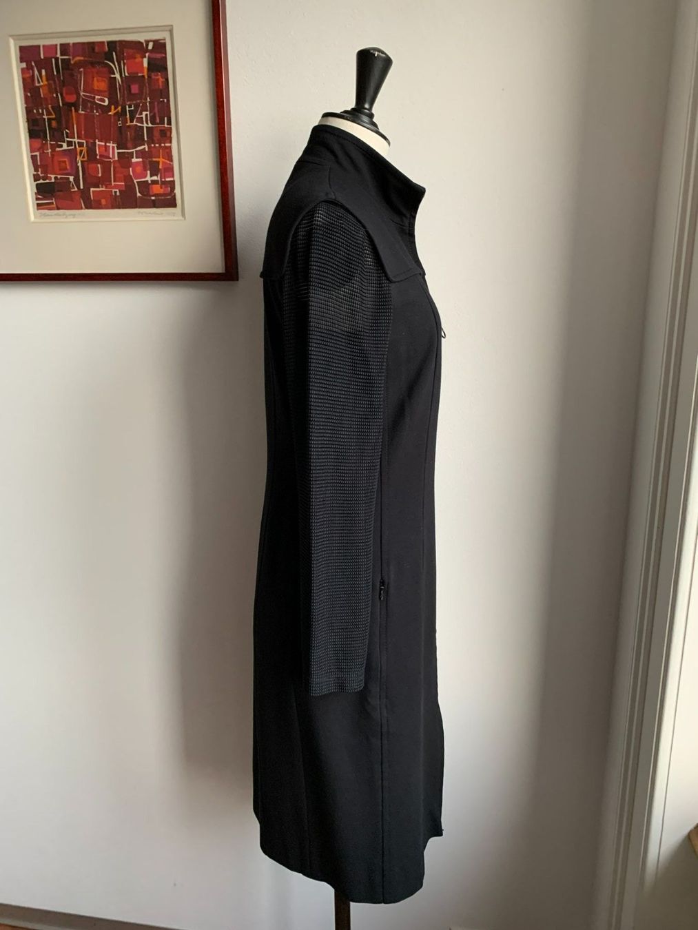 Akris Kleider: AKRIS: Schwarzes Kleid mit transparenten Armen, 36 – Neu (gemäss Beschreibung) aus Luzern von designluzern 2