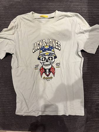 Jack & Jones T-Shirt weiß mit Skull-Print  Gr. M