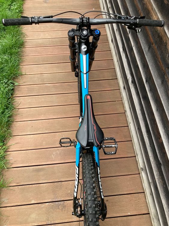Giant Vélos: VTT Giant Glory Advanced 0, DH, Freeride, état impeccable! – D'occasion à Cousset par xgi_c7z6 7