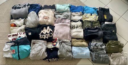 Lot d’habits taille S - M bon état