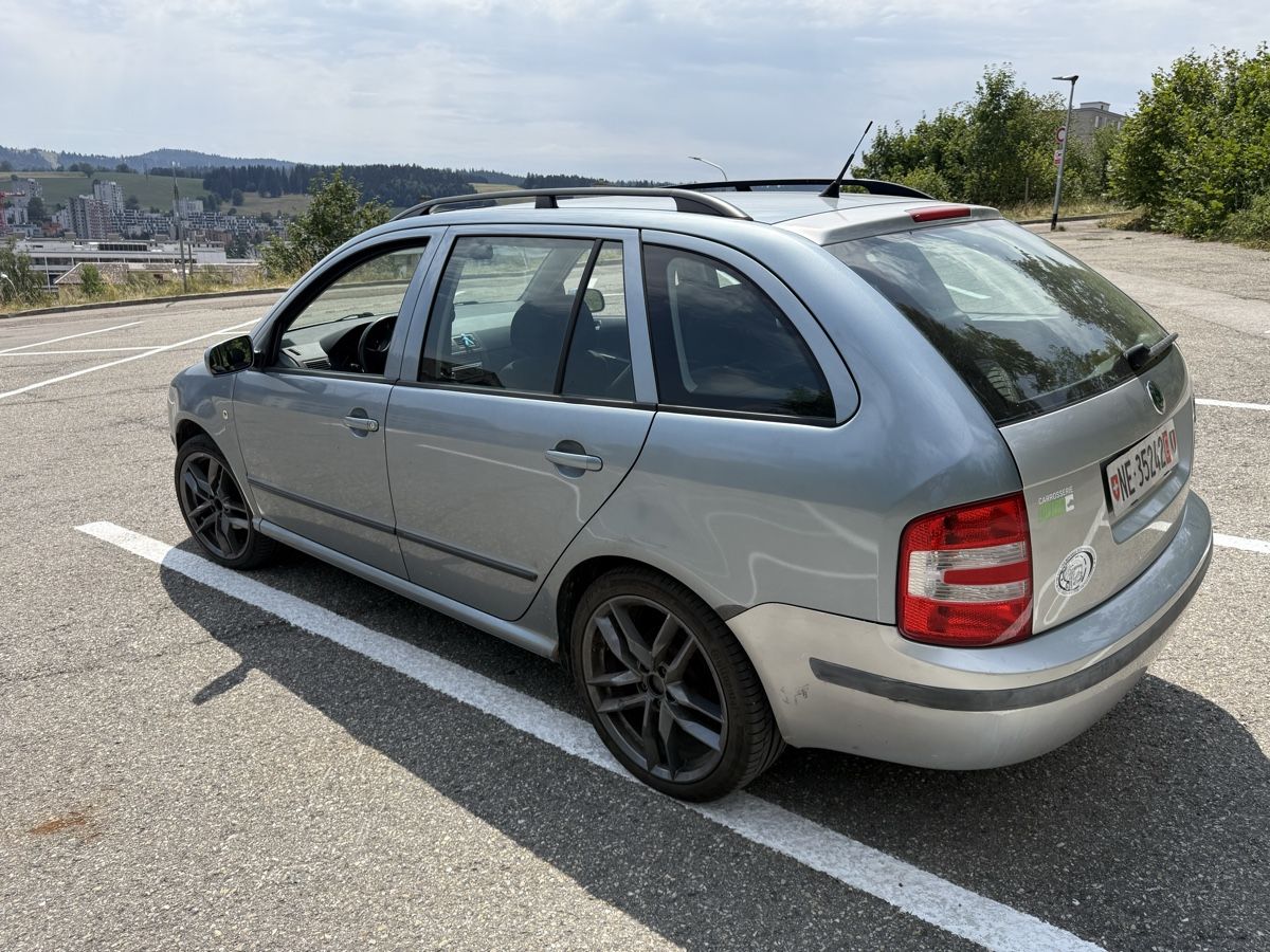Skoda Autos: Skoda Fabia 2006 1.4 MPI – D'occasion à La Chaux-de-Fonds par den_z7zs 3