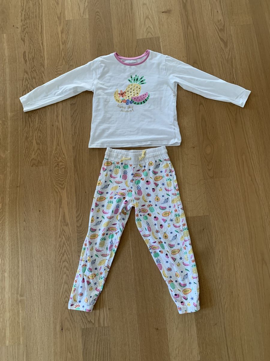 Manor Pyjamas & Ähnliches: Pyjama Gr. 110/116 Manor – Gebraucht aus Dinhard von PS83