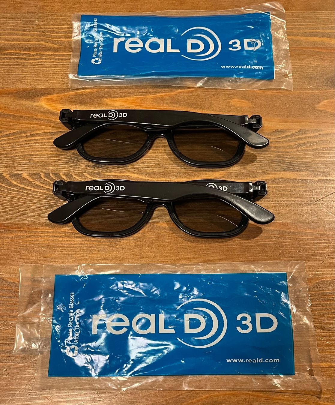 Occhiali & Lenti: Reald - 3D Brillen - 2 Stück – Usato da Altdorf UR venduto da Mini037