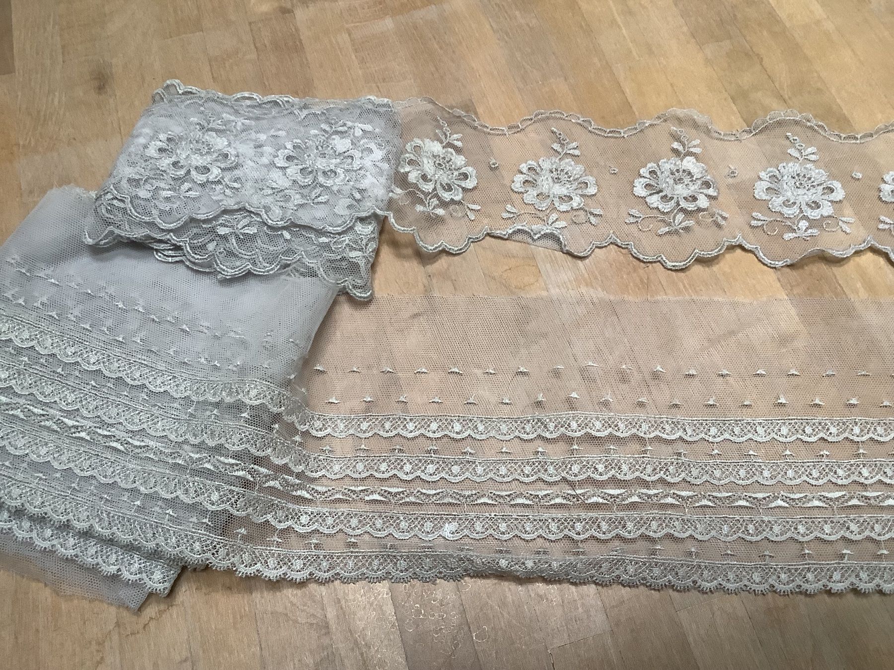 Tessuti: Vintage Tüll Spitzen – Nuovo (secondo la descrizione) da Winterthur venduto da Beat8344 1