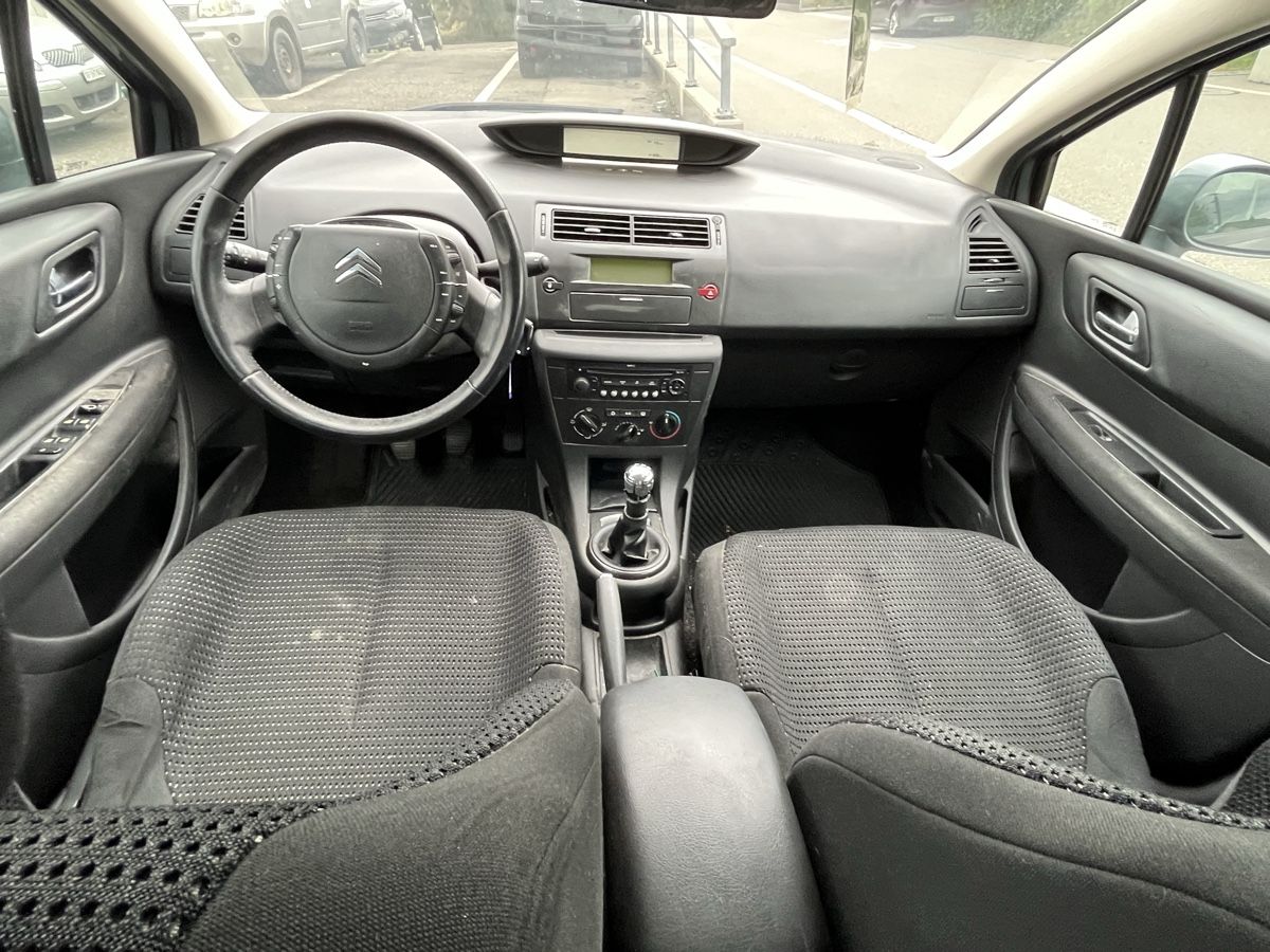 Citroën Automobili: CITROEN C4 1.6I – Usato da Solothurn venduto da Eszauto 5