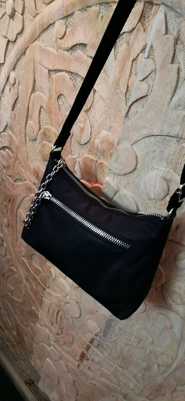 Borse da donna: schwarze Basic-Tasche – Usato da Wettingen venduto da JasminL92 3