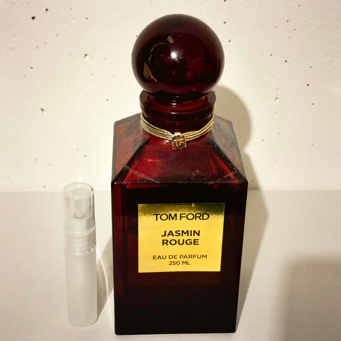 Tom Ford Profumi & Eau de Toilette: Tom Ford Jasmin Rouge 5ml – Nuovo (secondo la descrizione) da Steinhausen venduto da xDiable