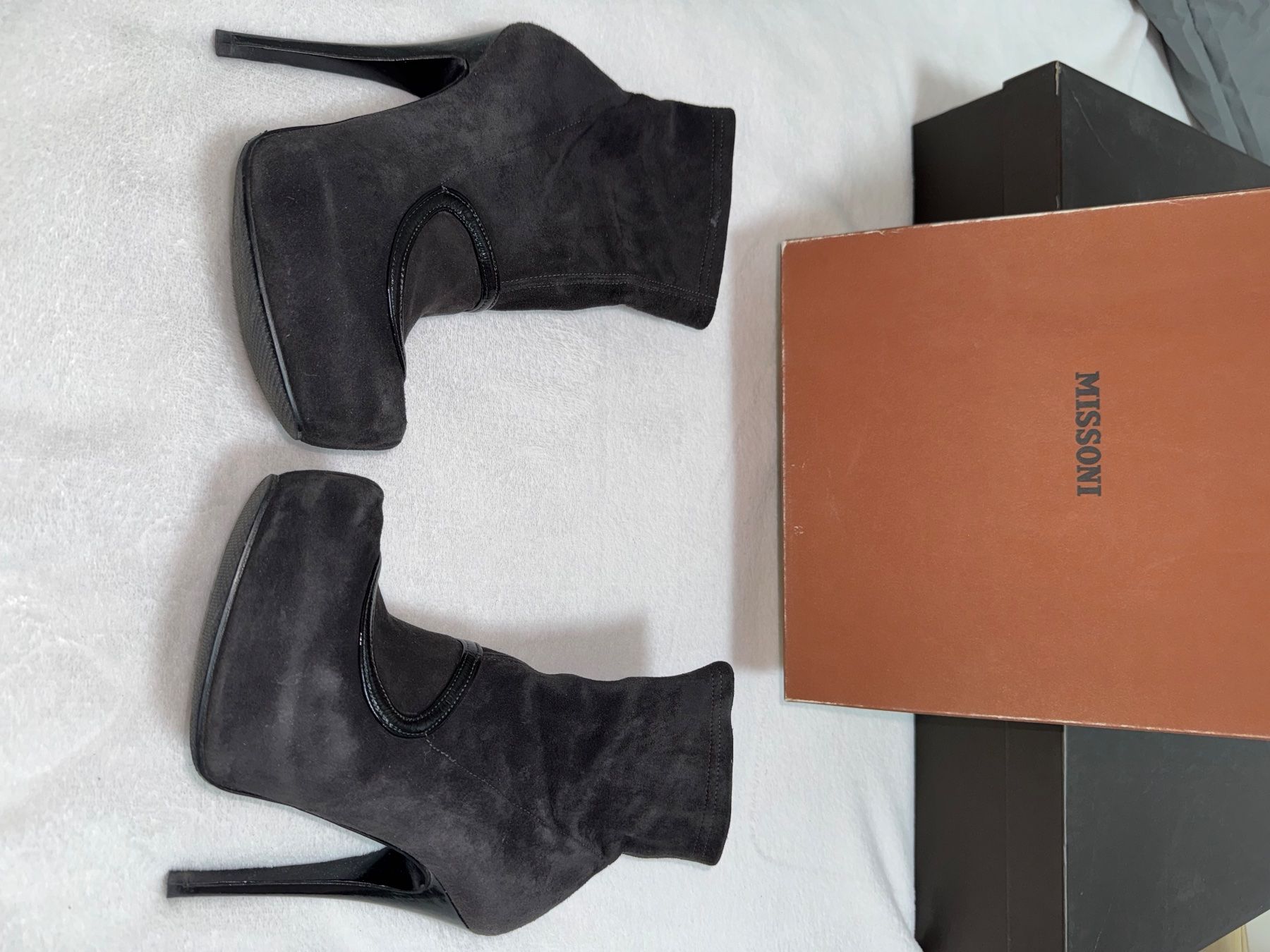 Missoni Scarpe da donna: Bottines élégantes en daim gris, taille 36.5 - parfaites! – Usato da Genève venduto da Lux_trend26 3