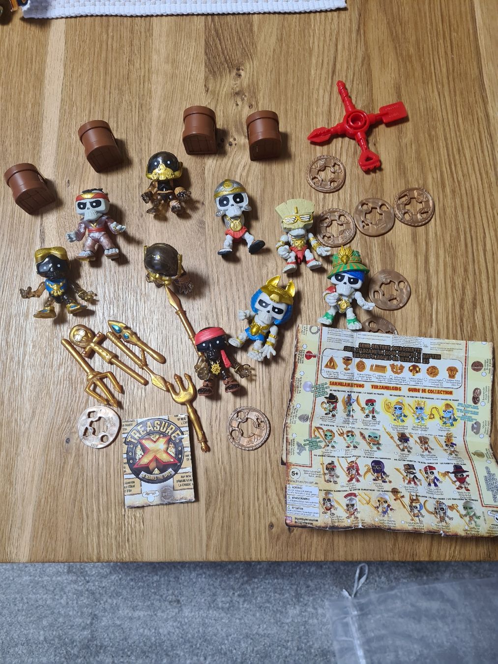 Figurines: Treasure X Gold Skelette Figuren Set – D'occasion à Winterthur par Jana1701 1