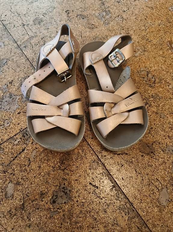 Salt-Water Scarpe per ragazzi: Salt Walter Sandalen "Swimmer" Grösse 9 – Usato da Stansstad venduto da Aangel1