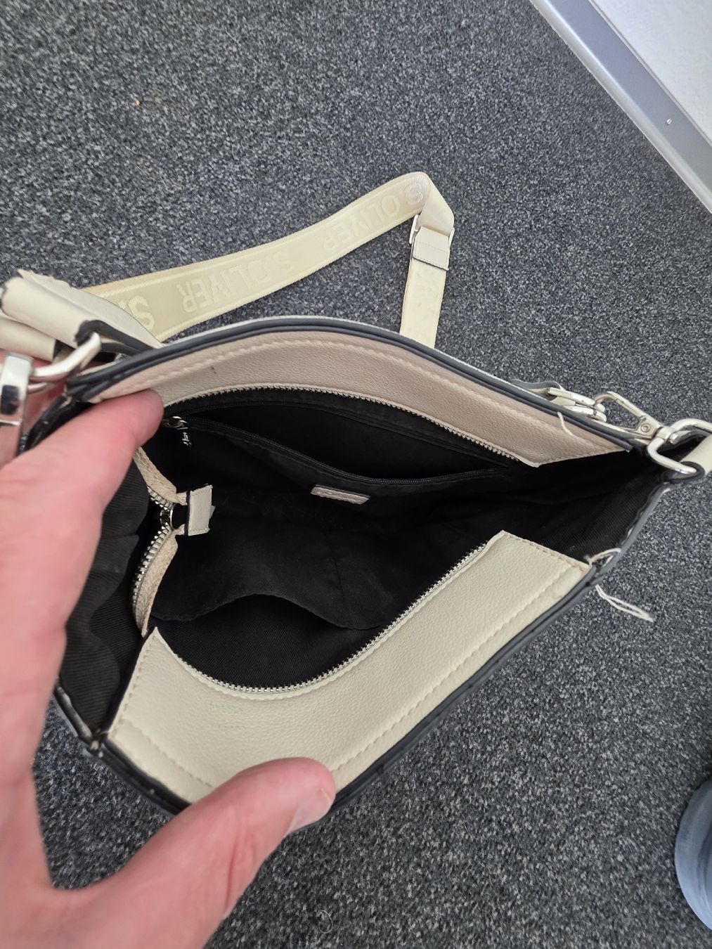 S.Oliver Taschen für Damen: Handtasche Damen S Oliver – Gebraucht aus Kriens von eldo1990 1