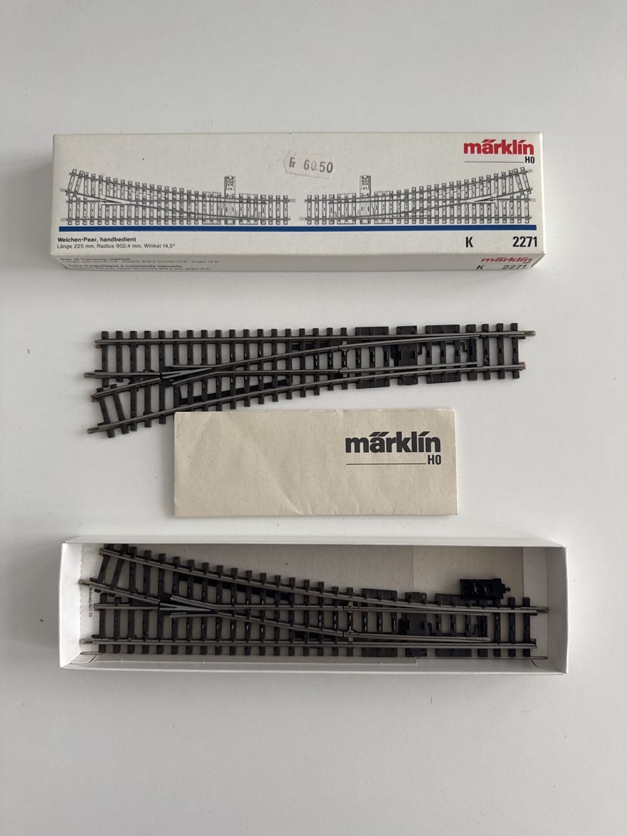 Märklin H0 2271 Weichenpaar (Gebraucht) in Baar für CHF 25 – mit ...