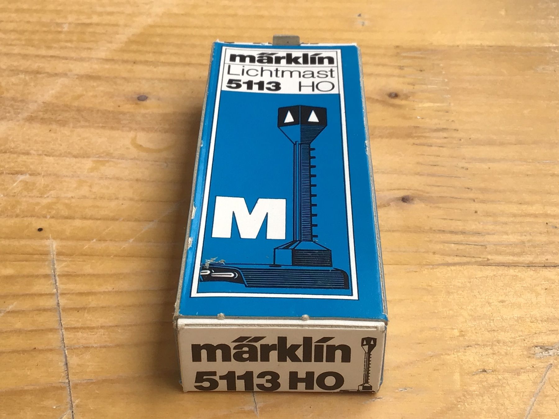 Märklin Modelleisenbahnen: Märklin Lichtmast 5113 HO – Gebraucht aus Männedorf von Modelle-aller-Art