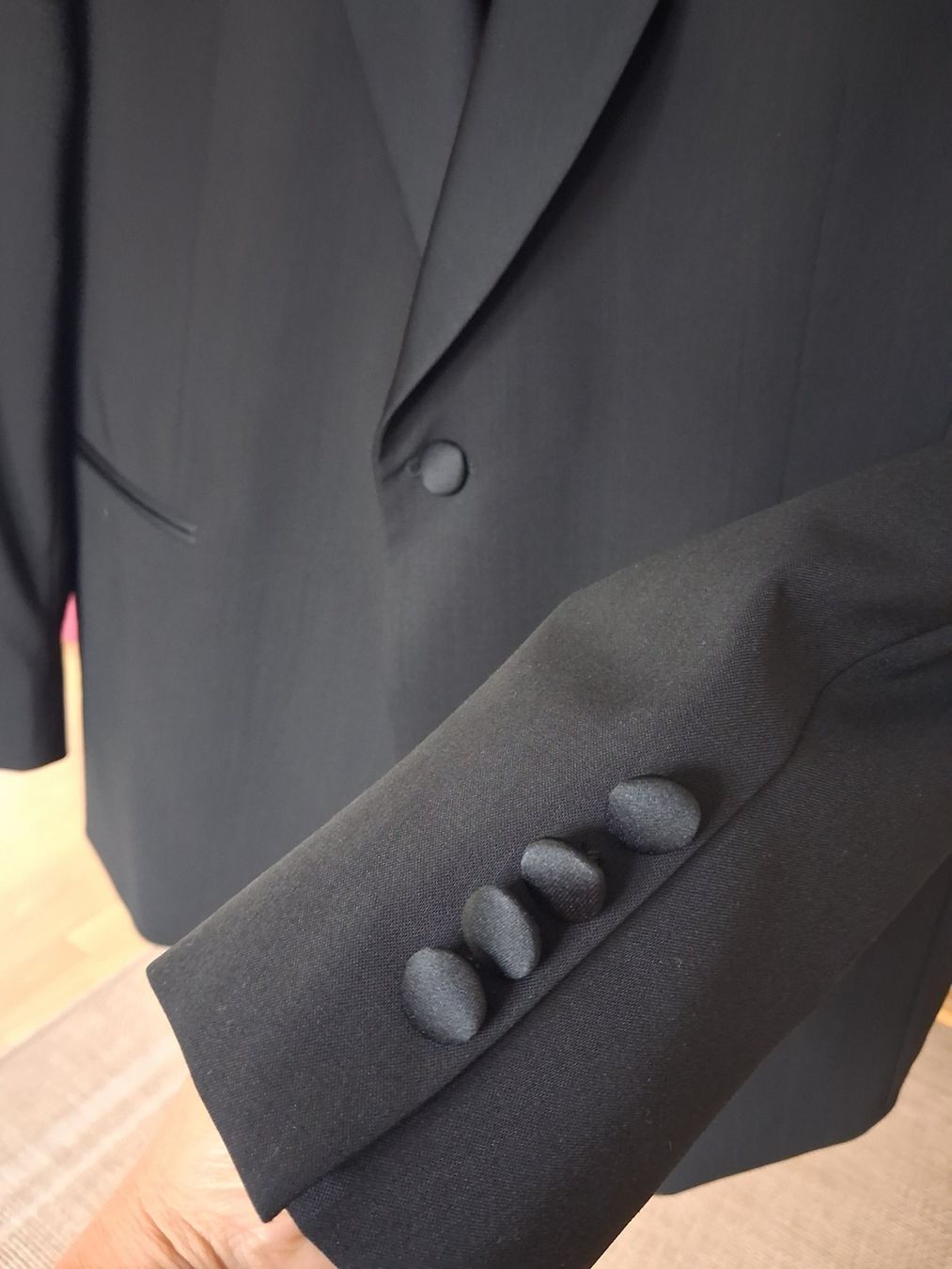 Costumes, combinaisons de sport et fonctionnelles: Smoking wie neu – D'occasion à Zürich par mab_c6q9 1