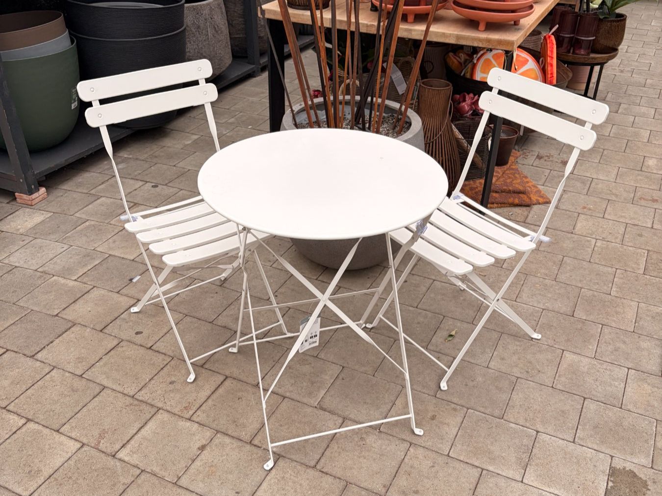 Set di tavolo e panche: Bistrotisch weiss – Nuovo (secondo la descrizione) da Sursee venduto da pflugshaupt01