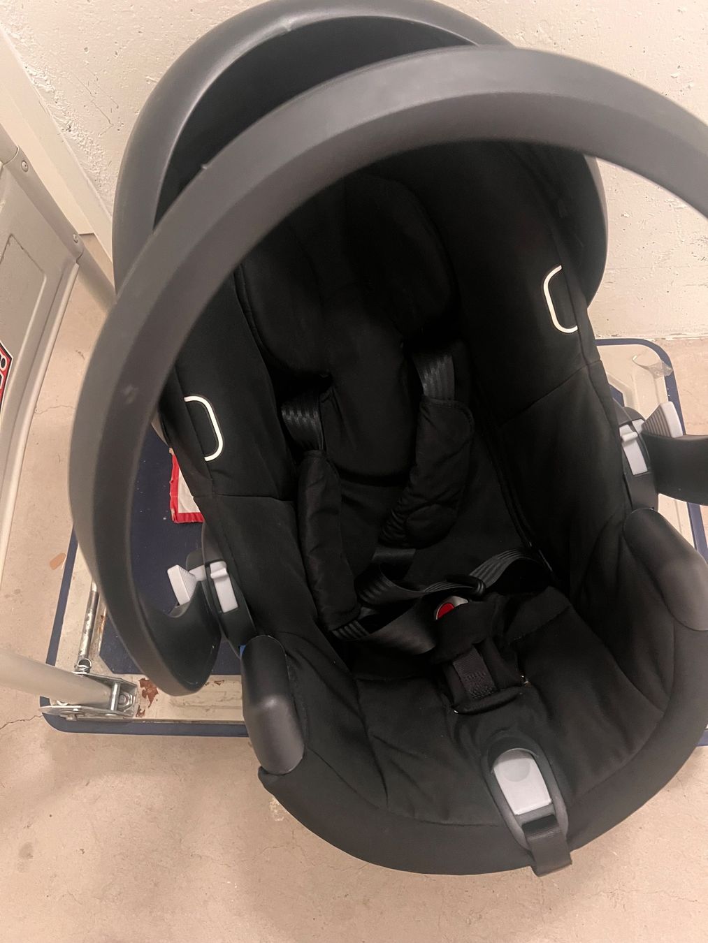 Babyzen Seggiolini per auto: Babyzen autositz mit isofix – Usato da Menzingen venduto da Mypersonalshopp 2
