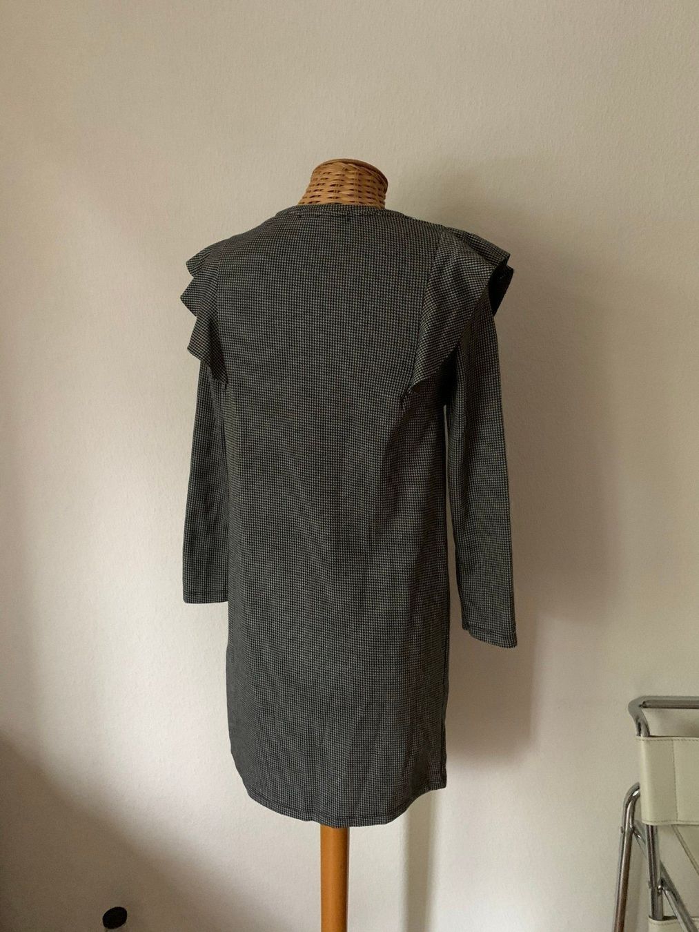 Bershka Vestiti: BERSHKA - Hahnentritt Kleid S – Usato da Zürich venduto da Diazaio 3