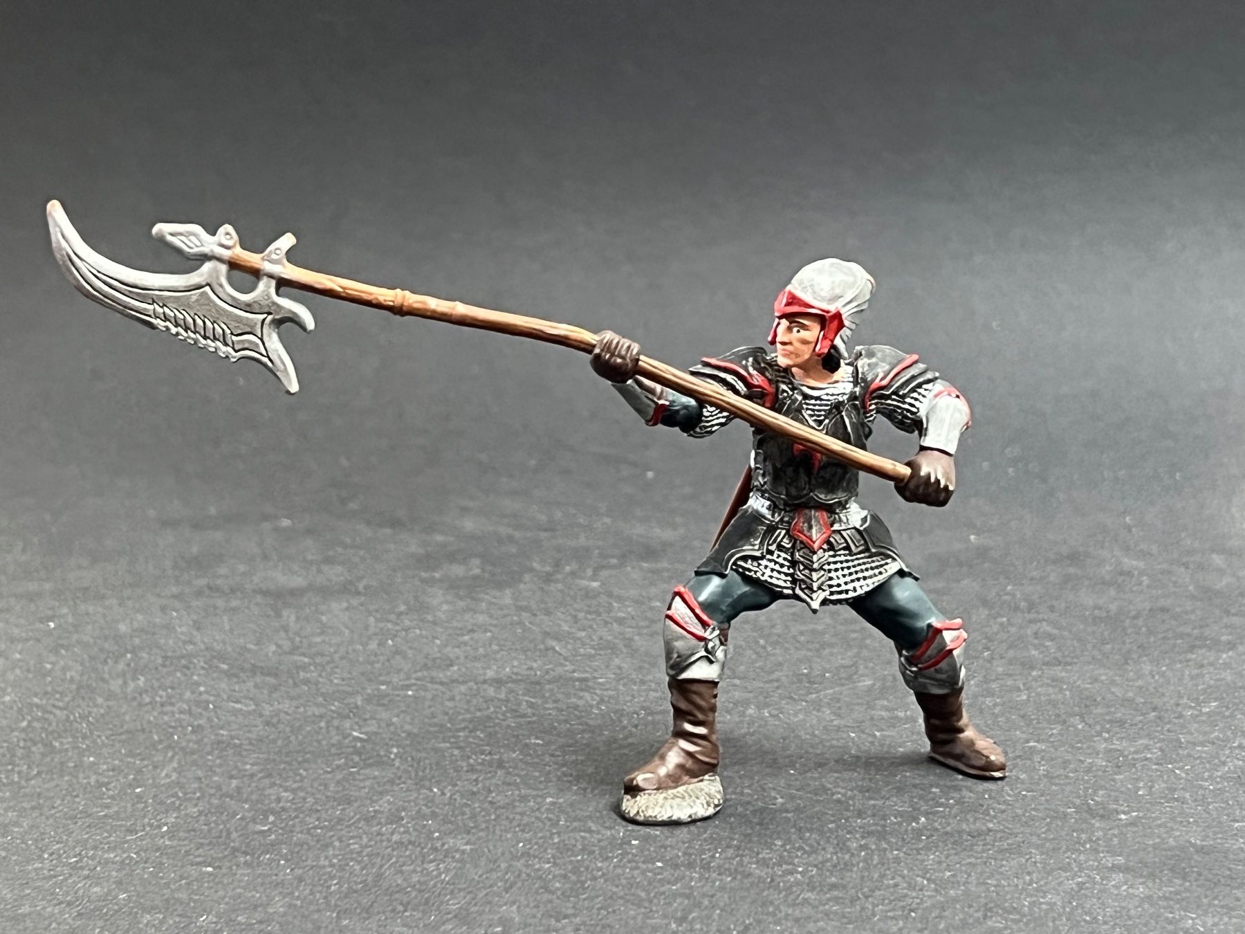 Schleich Statuette: Schleich 70106 Drachenritter mit Stabwaffe Ritter – Usato da Ennetbaden venduto da mapa05