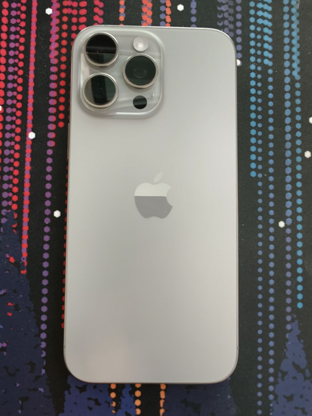 Apple Telefoni cellulari / Smartphones: iPhone 16 Pro Max 256GB – Usato da Winterthur venduto da ram_sdd5 3
