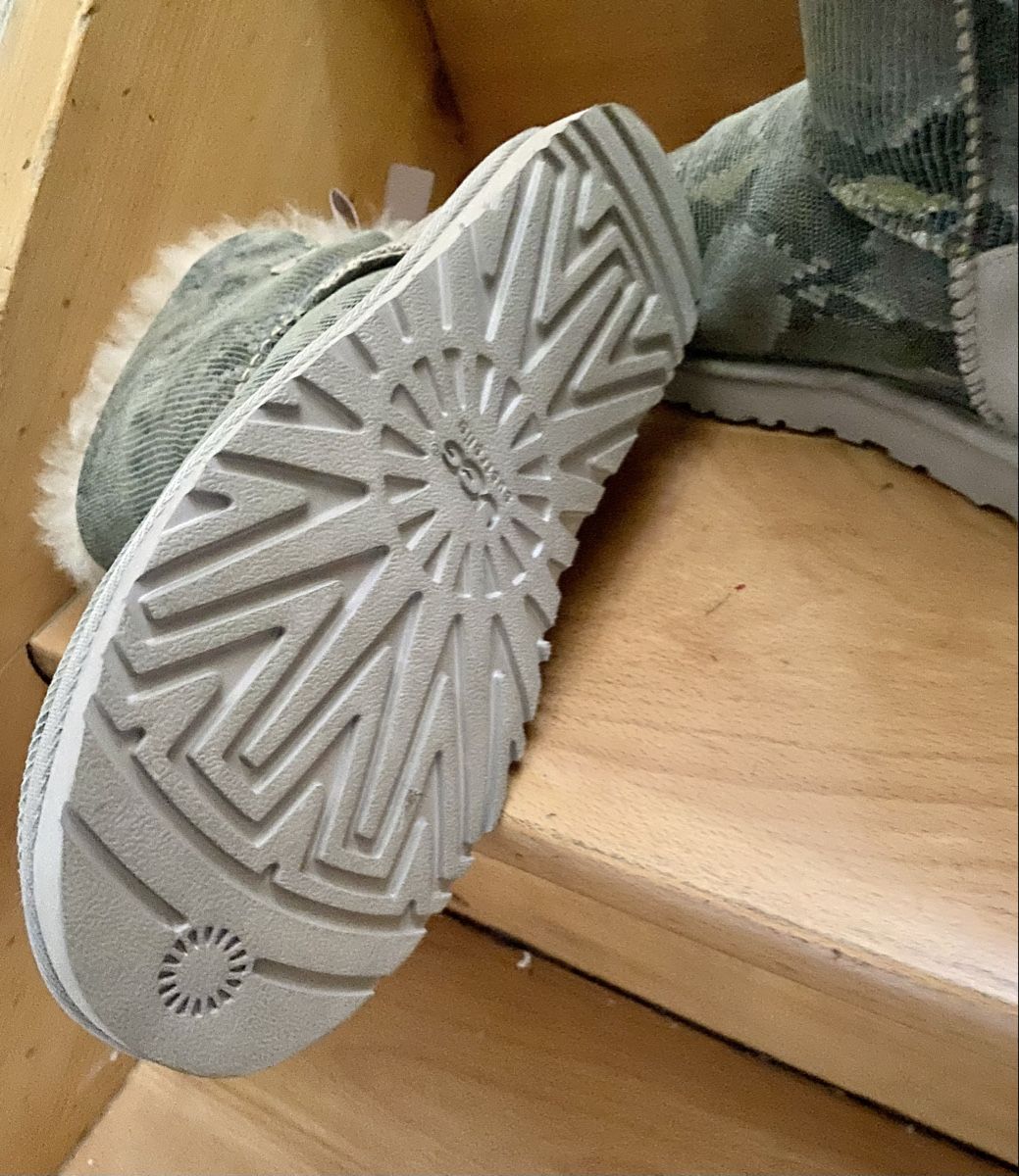 Ugg Scarpe da donna: Ugg Boots Damen, Gr. 40, Schlangenmuster, neu – Nuovo e nell'imballaggio originale da Matten b. Interl venduto da Kings-Fashion 3