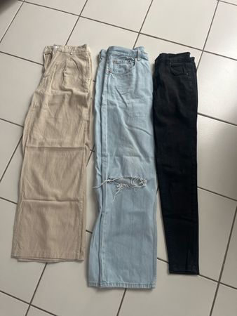 3er-Pack verschiedene Hosen: Stradivarius, Levi's und andere