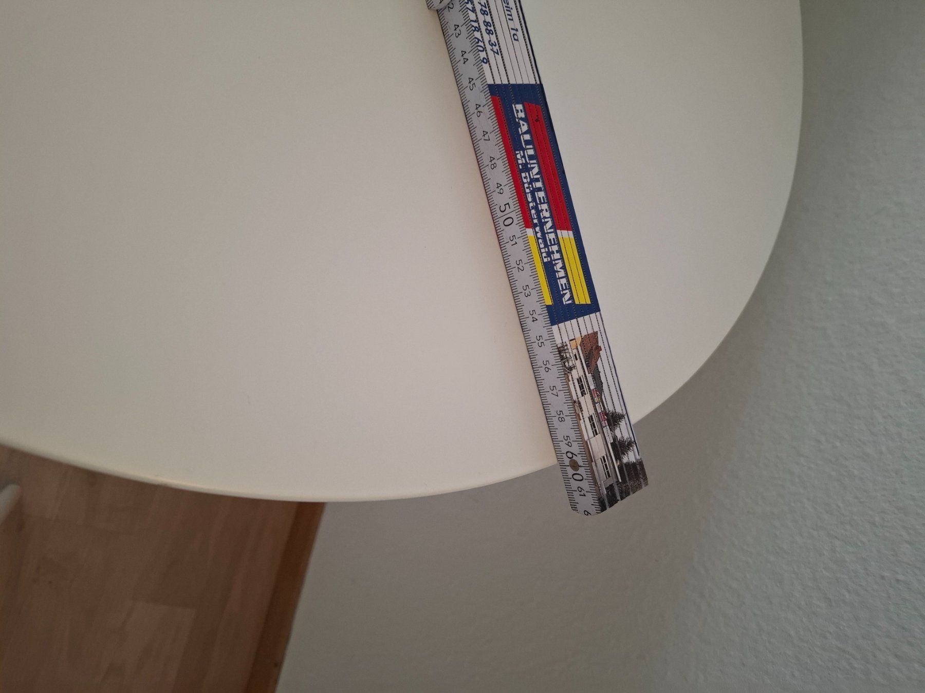 Set di tavolo e panche: Tisch und Hocker weiß – Usato da Zürich venduto da kla_2lc6 1