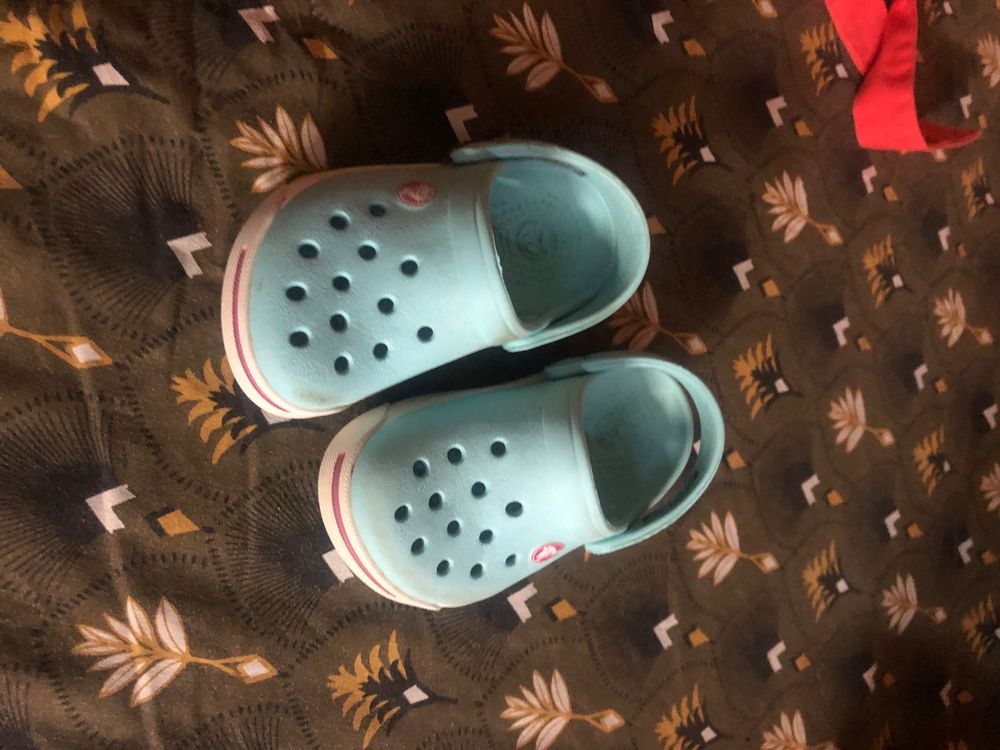 crocs bébé