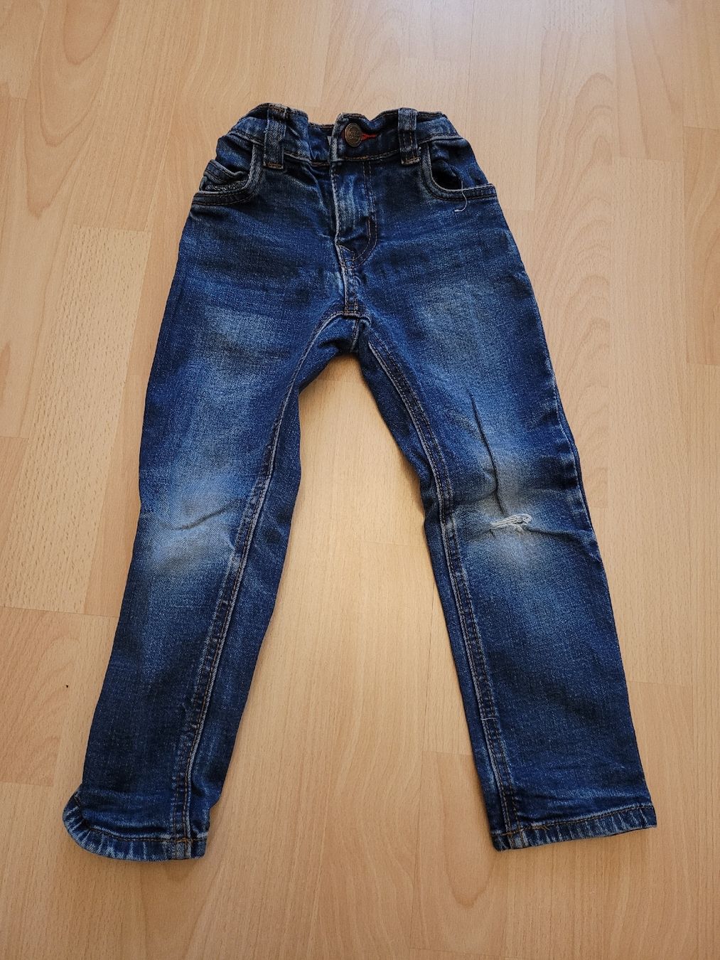 Pantaloni: Jeans gr. 104 – Difettoso da Inwil venduto da Flower2325