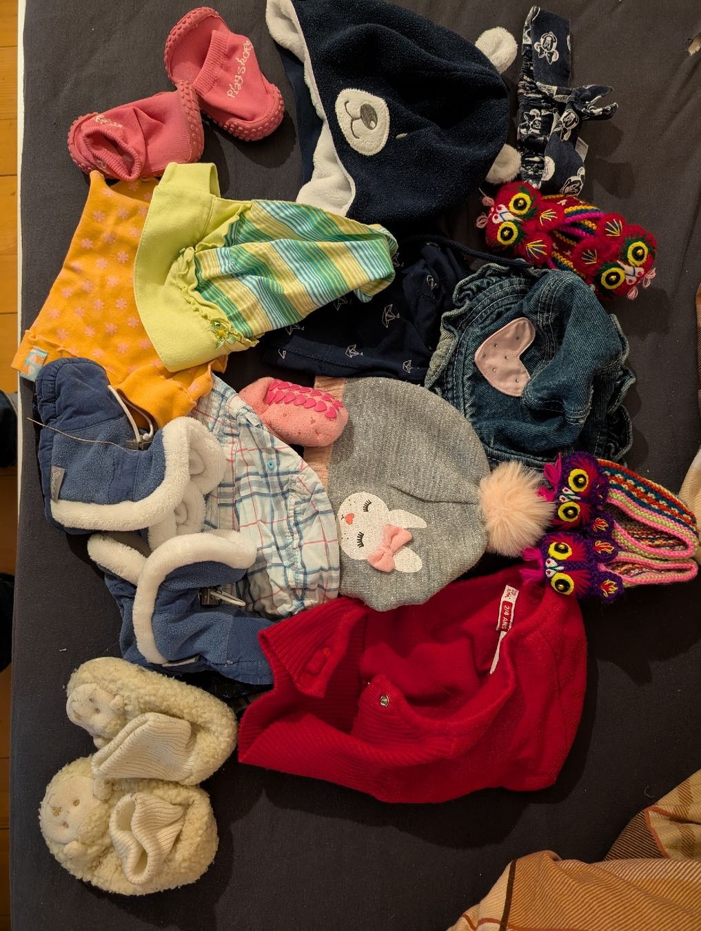 Altro abbigliamento per bambina: Kappen etc für Mädchen – Usato da Wallisellen venduto da Hirshleifer