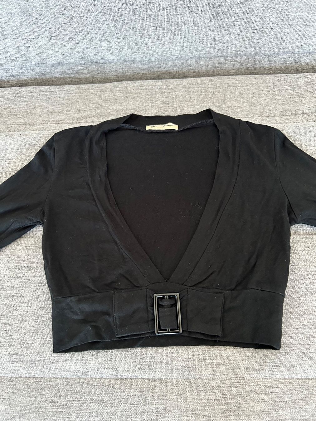Top: Bauchfreies, besonderes Crop Top – Usato da Rorschach venduto da fla_62jm
