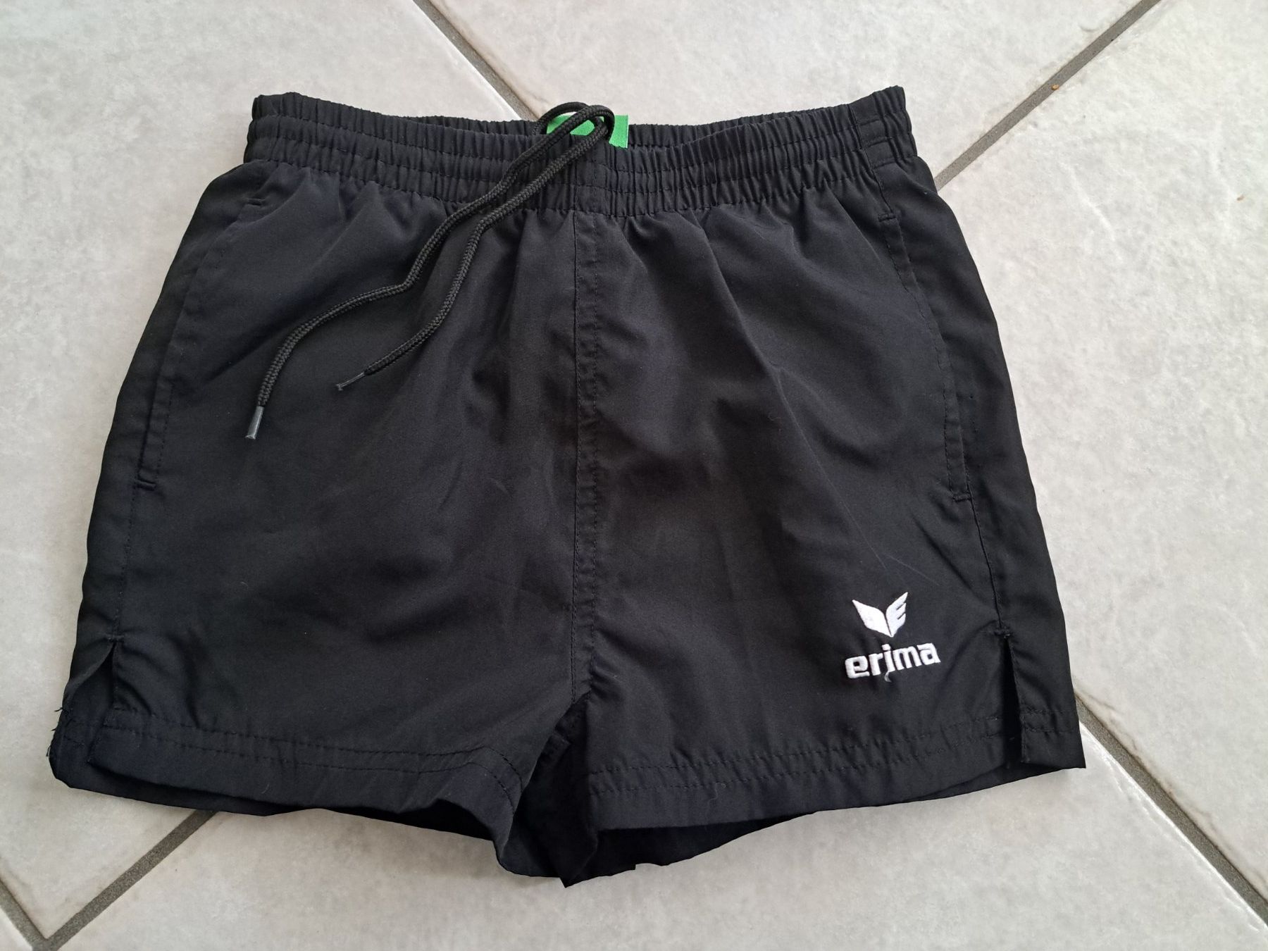 Erima Pantaloni: Erima Turnhose gr 128 – Usato da Thun venduto da Thun67