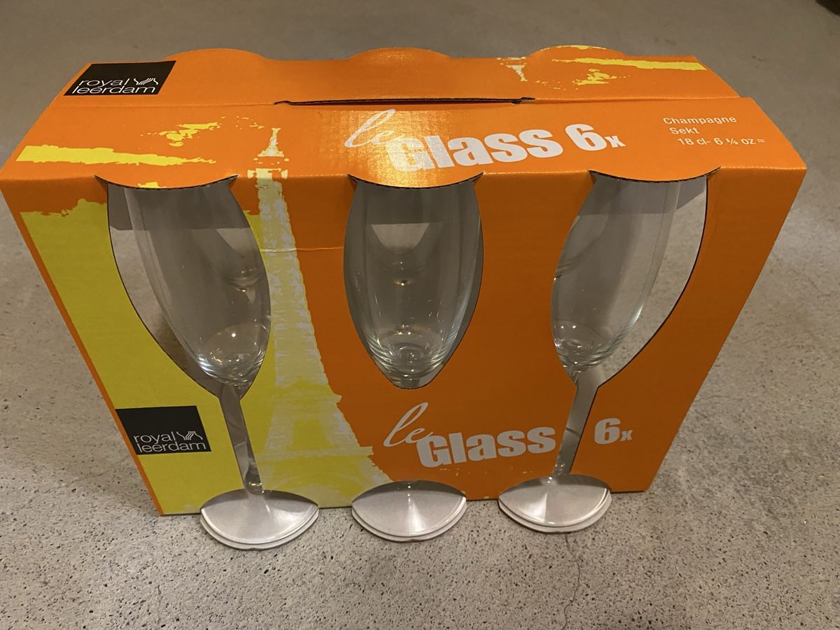 Gläser: Sekt Gläser 6 Stück – Neu und originalverpackt aus Uster von muse70