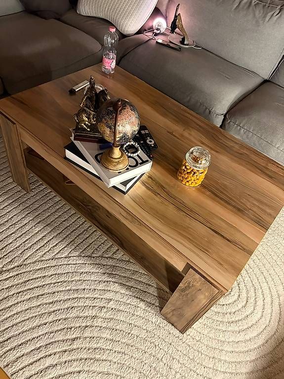 Tables: Wohnzimmertisch – D'occasion à Möhlin par shq_9yb5