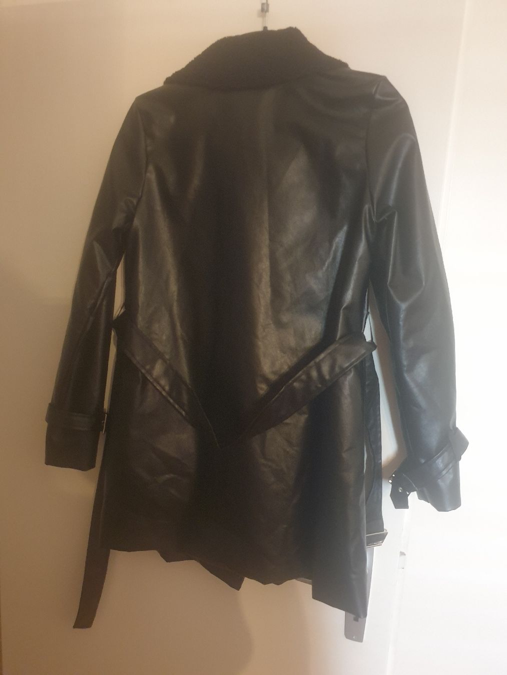 Giacche: Neu veste Alpinemodehaus – Nuovo (secondo la descrizione) da Fribourg venduto da mal_8zjh 4