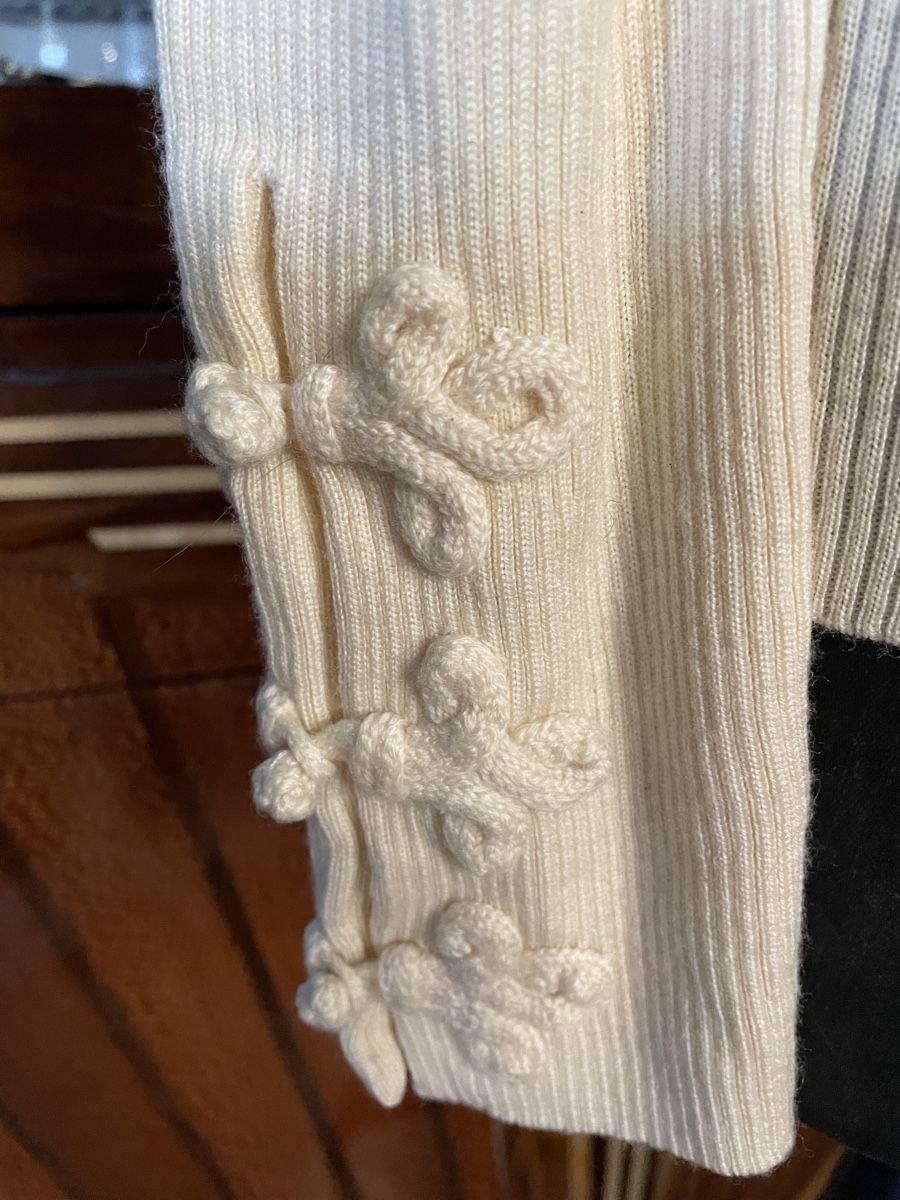 Armani Maglioni & Felpe: Rare Vintage Givenchy Turtle Neck Pullover Size S  – Usato da Zürich venduto da MISSYS-WONDERBAG 1