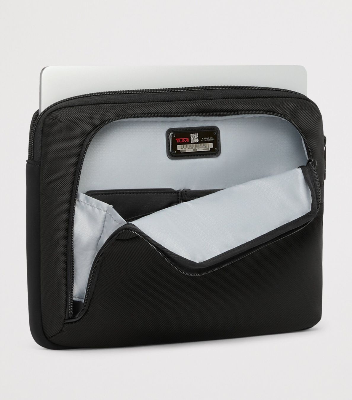 Tumi Valigie & Borse: TUMI Medium Alpha 4 Laptop Cover (13") – Nuovo (secondo la descrizione) da Unterseen venduto da SONY-CoolGo 1