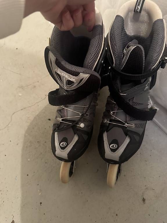 Patins à roul. & inline: Inline Skates Rollerblade  – D'occasion à St. Gallen par mar_6jfn 1