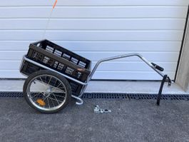 Fahrradanhaenger mit Kiste und Zubehoer gebraucht