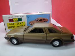 Toyota Soarer 2800GT - in gold von Yonezawa/Diapet in OVP