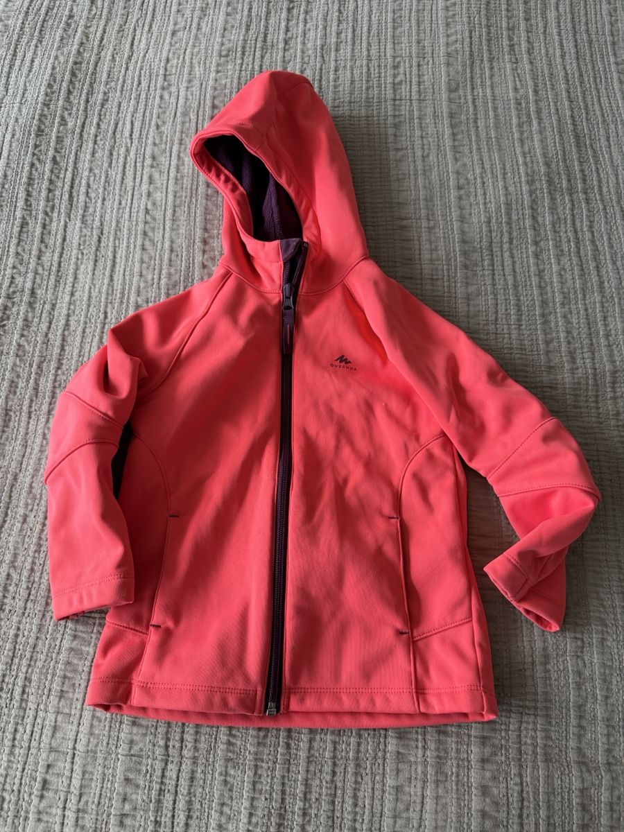 Decathlon Jacken & Mäntel: Quechua Softshelljacke Gr. 98 – Gebraucht aus Oftringen von LikeiT