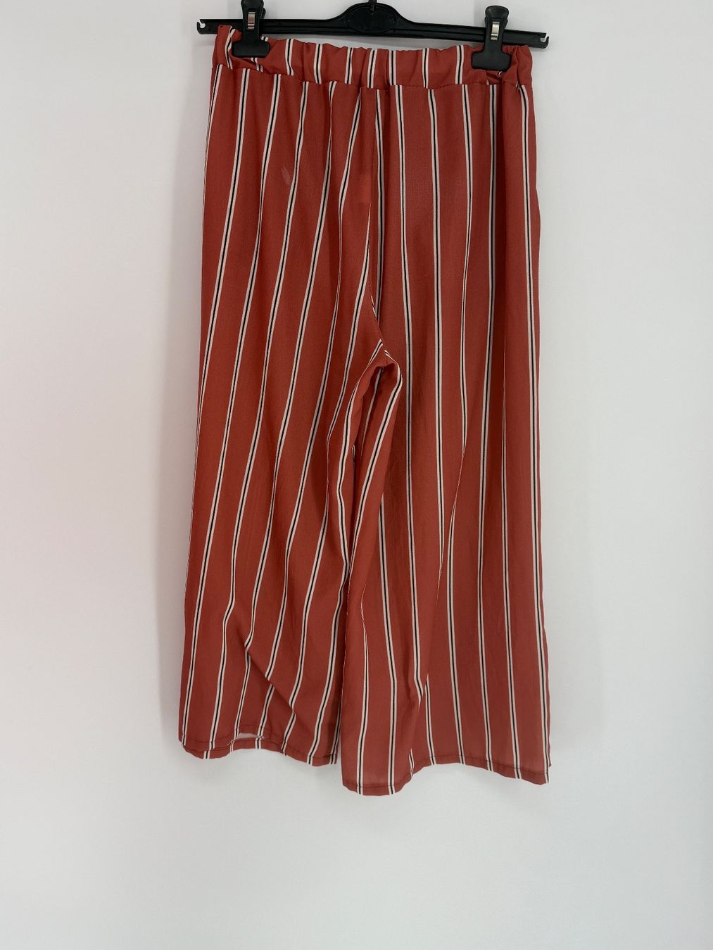Zebra Pantaloni: 7/8 Culotte Hose Gr. M von Zebra – Usato da Auenstein venduto da moin. 1