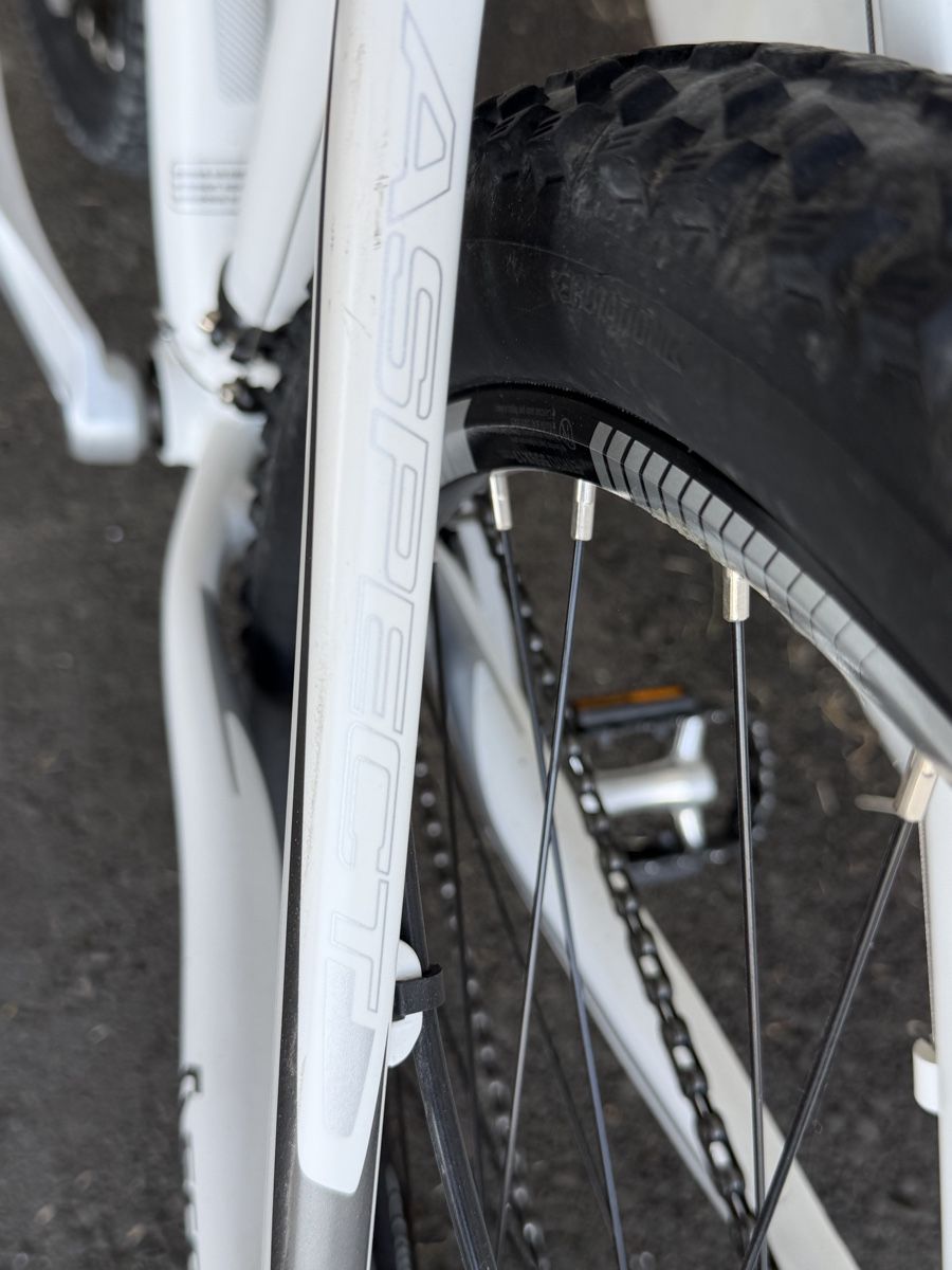 Scott Vélos: Scott VTT Aspect 20 blanc – D'occasion à Fétigny par moostic 1
