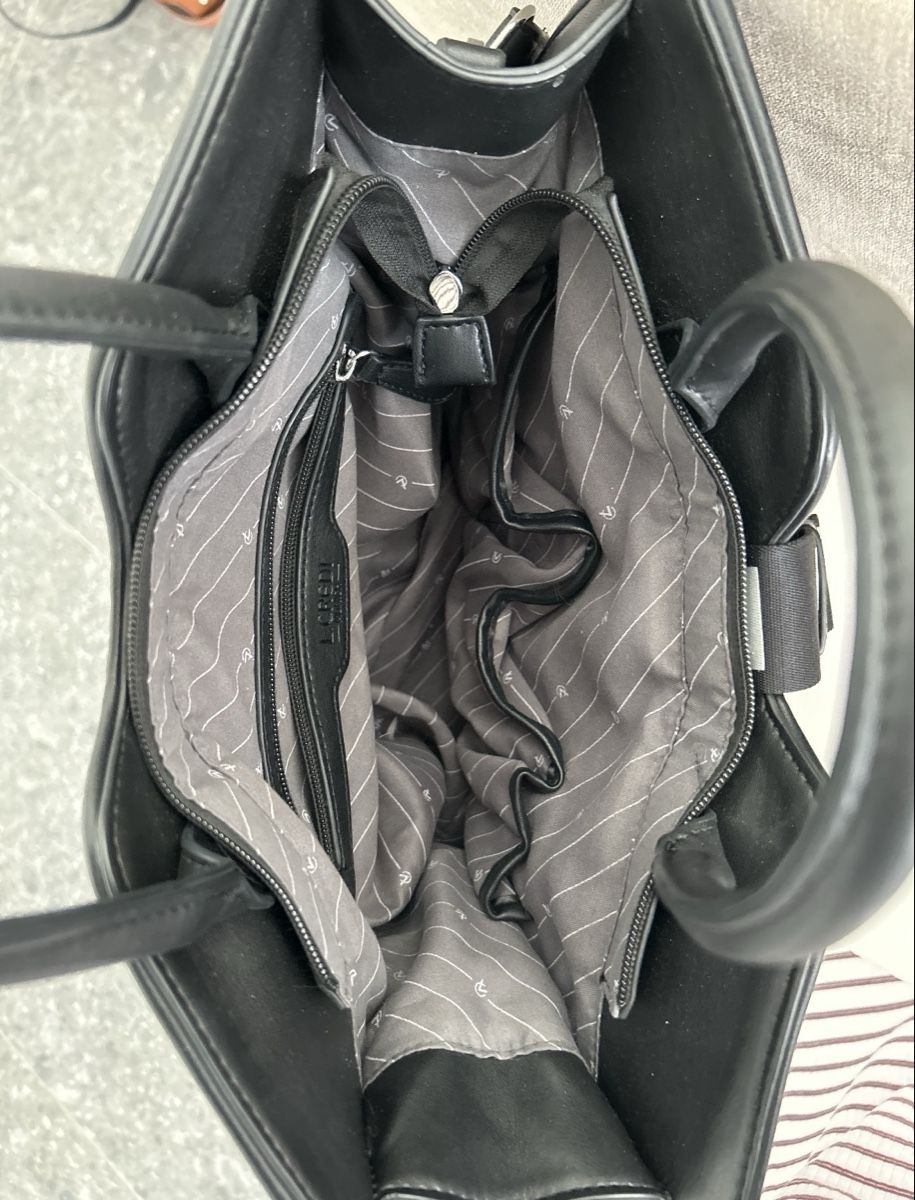 L.Credi Borse da donna: L.Credi Handtasche schwarz – Usato da Bülach venduto da lguedeskr 3