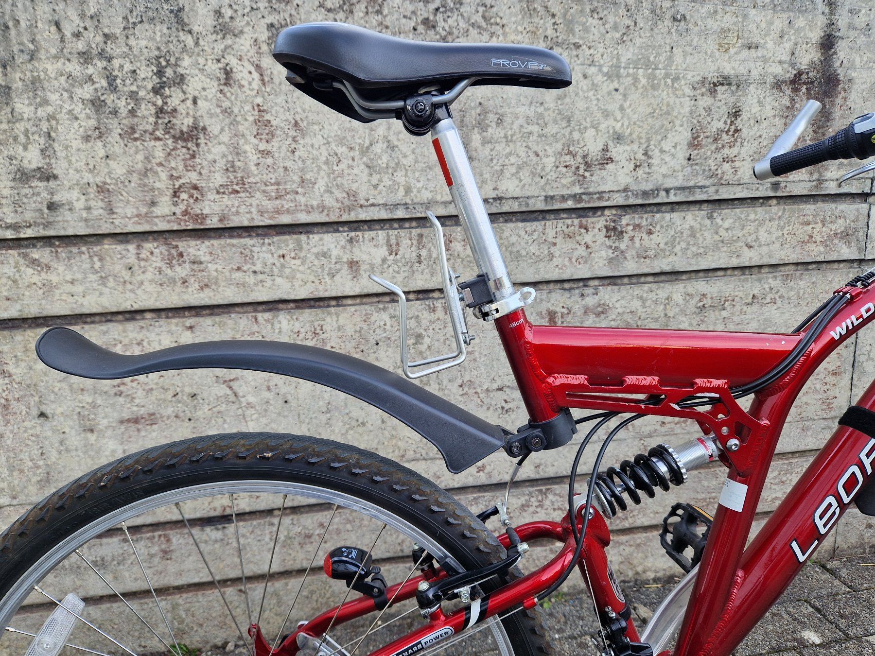 Leopard Biciclette: Leopard Mountainbike vollgefedert – Usato da Winterthur venduto da gatmor 5