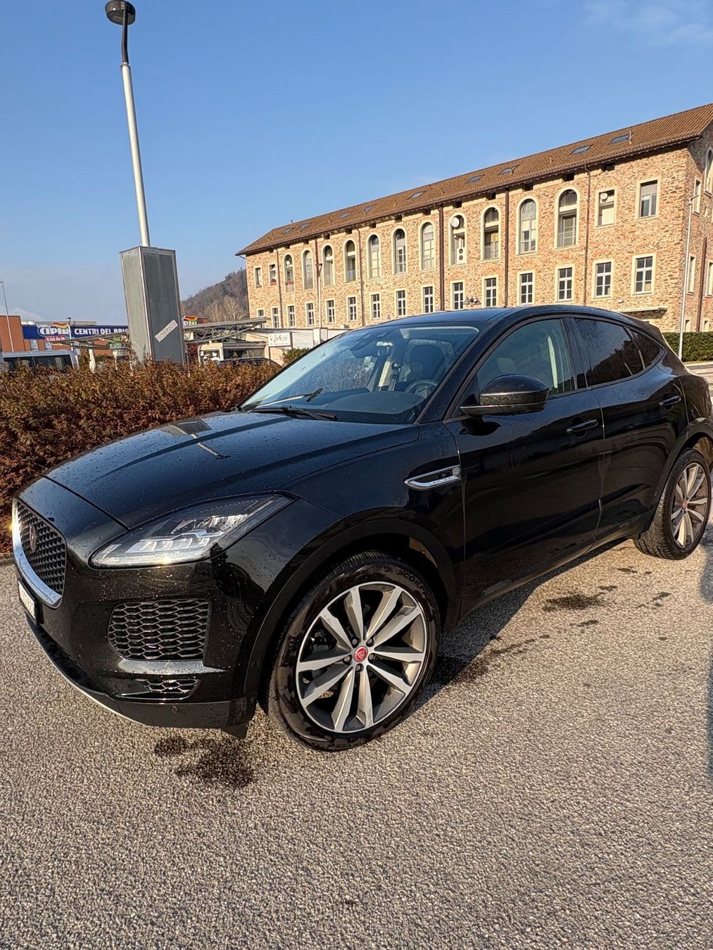 Jaguar Automobili: JAGUAR E-Pace 2.0D AWD aut. R-Dynamic – Usato da Astano venduto da Anto1962 1