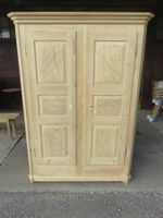 antiker Biedermeier-Tannenschrank
