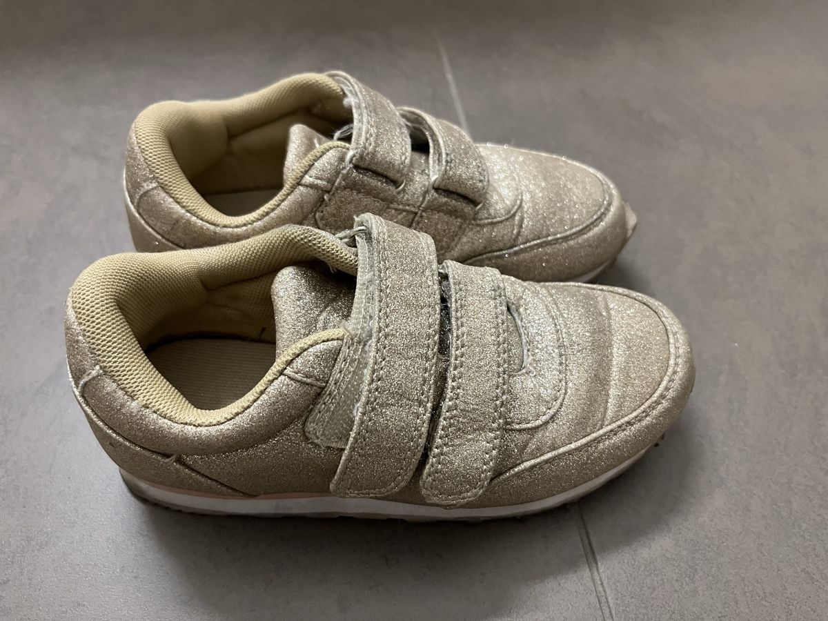 Scarpe per ragazze: Turnschuhe Kids glitzer Gold 29 – Usato da Zürich venduto da Gabi_78
