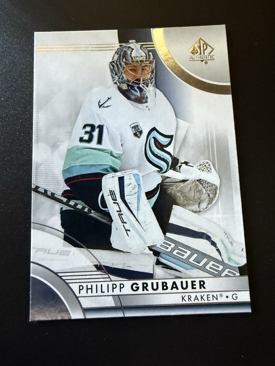 NHL Cartes à collectionner: Philipp Grubauer - Seattle Kraken  – Neuf avec emballage d'origine à Réchy par Leeroy1998