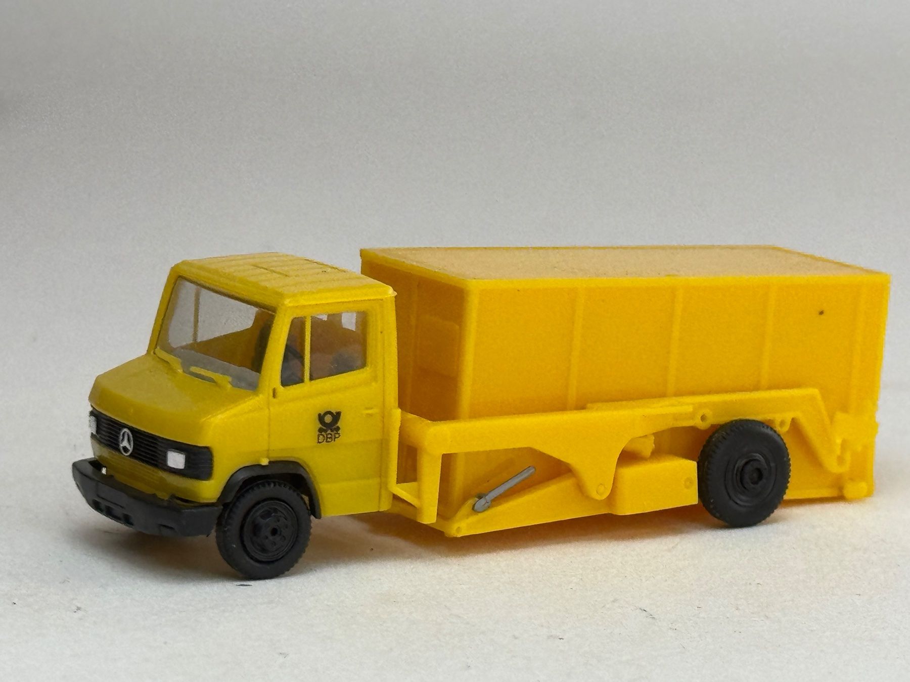 Herpa Modellautos: VE1- Herpa Mercedes Post Hubwagen Ruthmeyer – Gebraucht aus Elm von Wikmtz